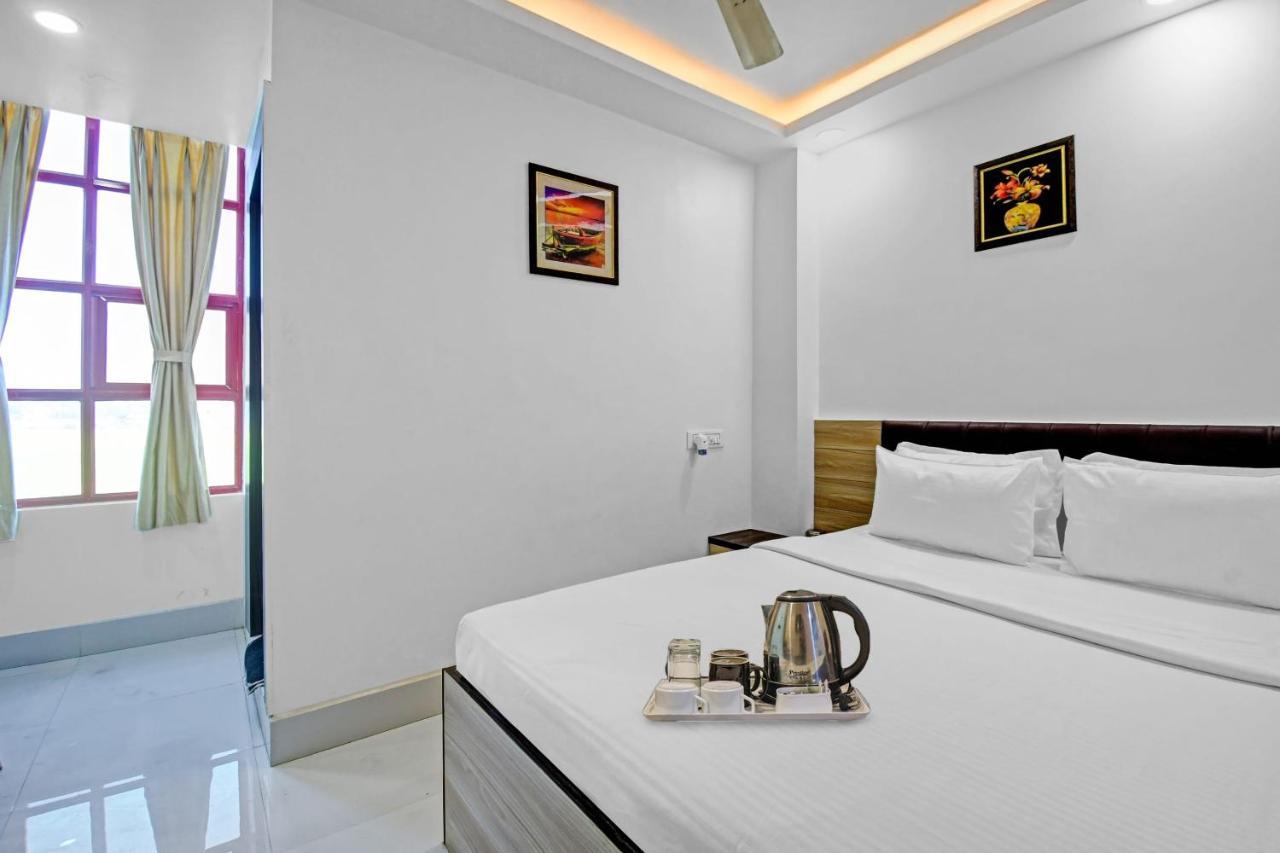 Oyo Townhouse 779 Gods County Hotel Tarapith Exterior foto