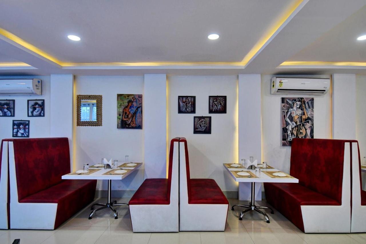Oyo Townhouse 779 Gods County Hotel Tarapith Exterior foto